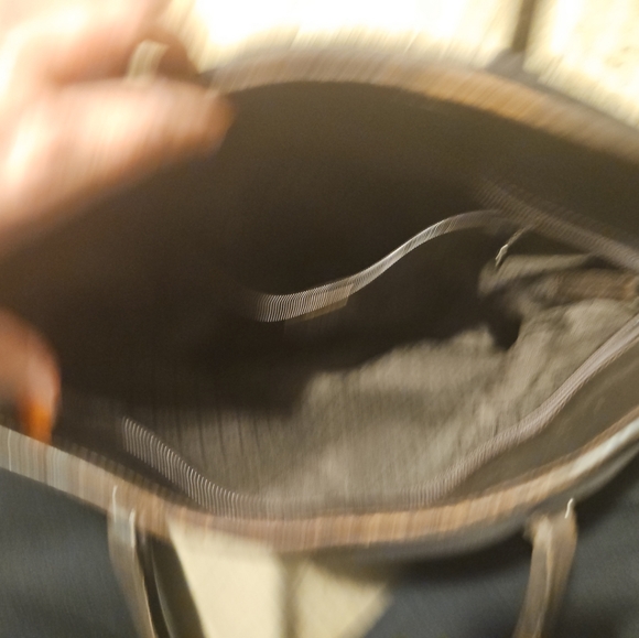 Authentic vintage gucci smaller tote purse - Picture 6 of 11